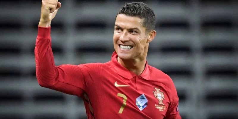 Thành tích vượt kỷ lục liên hoàn của CR7 đáng công nhận